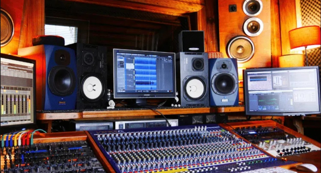 Los 5 mejores monitores de estudio de 2025